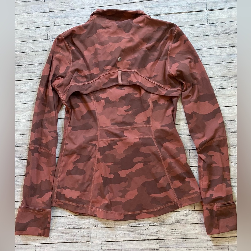 Lululemon jacket - Picture 2 of 2